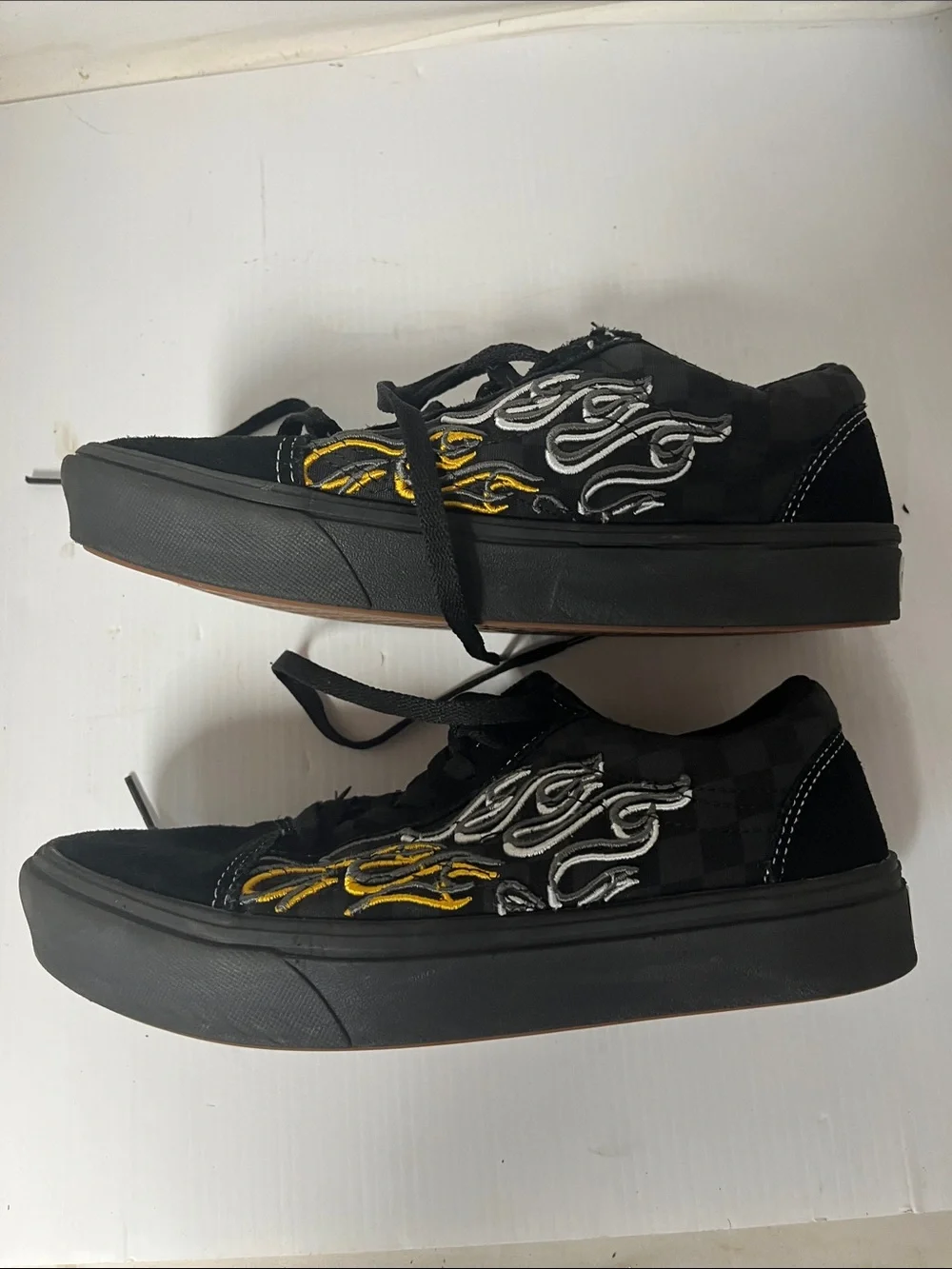 Men's Vans Black Flame-Accent Skate Shoes